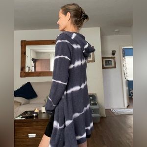 Knit Tie-dye Sweater with Hood